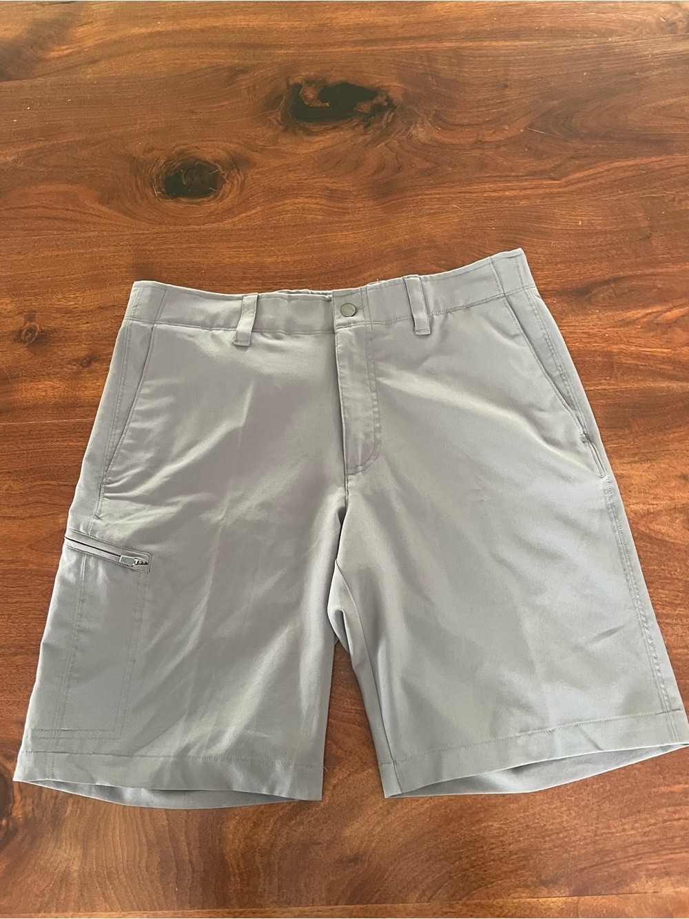 Callaway Men's Performance Shorts in Light Gray